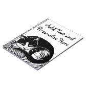 Carnet de coutume de chat de smoking de sommeil (Côté gauche)