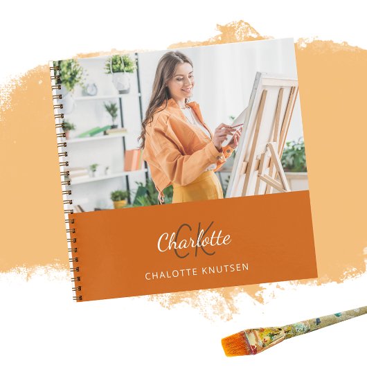 Carnet de croquis orange brûlé monogramme photo
