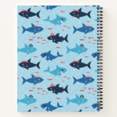 Carnet De mignons requins drôles avec des casquettes pira (Dos)