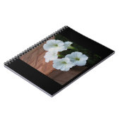 Carnet de notes à spirale avec de beaux pétunias (Côté gauche)