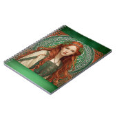 Carnet de spirale de fille celtique (Côté gauche)