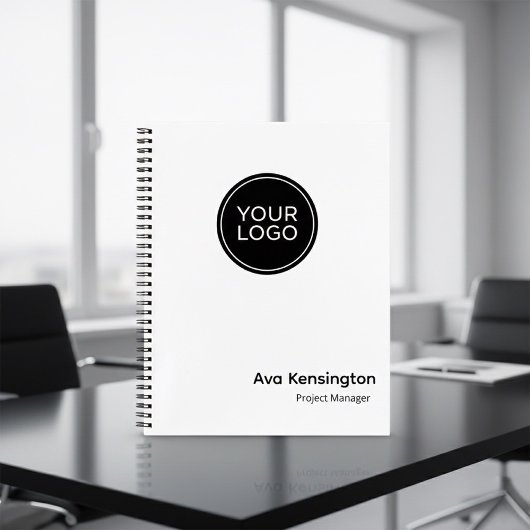 Carnet de stratégie professionnel 2026 avec person