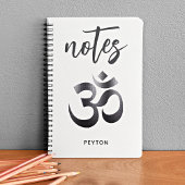 Carnet de symbole Om en métal texturé noir unique