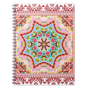 Carnet Décor coloré sur arrière - plan blanc, 