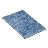 Carnet Dénim bleu lavement acide, texture de gros plan. (Côté Droit)