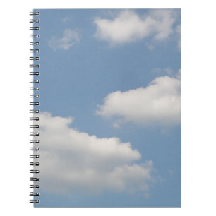 Carnet des nuages de cumulus fluffés