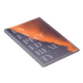 Carnet Design urbain moderne, simple, de beauté inattendu (Côté Droit)