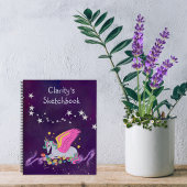 Carnet d'esquisse avec couverture de licorne magiq