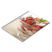 Carnet Dessert de fraise avec du yaourt frais (Côté gauche)
