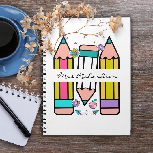 Carnet Dessin de dessin au crayon du nom de l'enseignant 