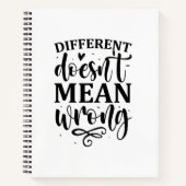 Carnet Différent ne signifie pas faux (Devant)