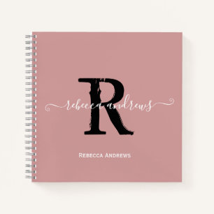 Carnet Élégant Monogramme rose Dusty Nom du script Initia
