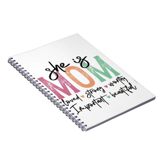 Carnet Elle est maman : Amoureuse, forte, digne, importan (Côté Droit)