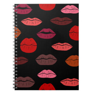 Carnet Empreinte de lèvres, baisers rose rouge.