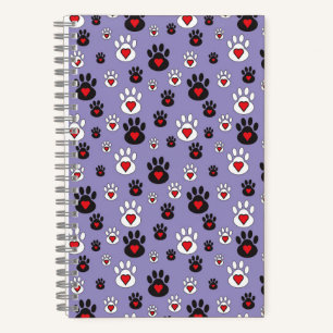 Carnet Empreintes de pattes avec des cœurs rouges sur fon