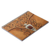 Carnet en cuir usiné de motif (Côté gauche)