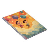Carnet Enfants joyeux flottant avec des ballons et art de (Côté Droit)