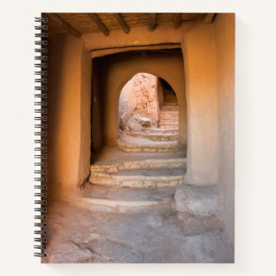 Carnet Escalier en terre rugueuse