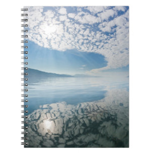 Carnet États-Unis, Alaska, baie de Freshwater. Nuages réf