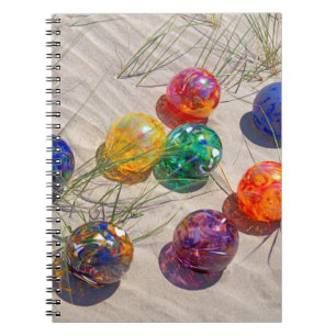 Carnet États-Unis, Oregon. Flotteurs en verre colorés sur
