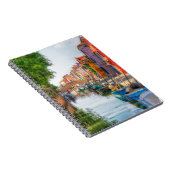 Carnet Explorer le charme vibrant de Burano (Côté Droit)