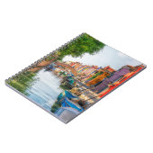 Carnet Explorer le charme vibrant de Burano (Côté gauche)