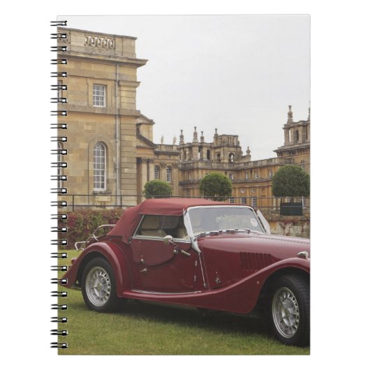 Carnet Exposition de voitures classiques, Palais de Blenh (Devant)