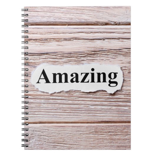 Carnet EXTRAORDINAIRE du mot sur papier. concept. Mots de (Devant)