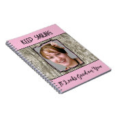 Carnet Faux effet de bois gris garder le sourire rose pho (Côté Droit)