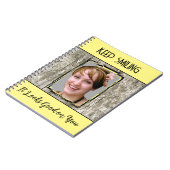 Carnet Faux gris effet bois garder souriant photo jaune (Côté gauche)
