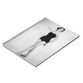 Carnet Femme dans le corset noir (Côté gauche)