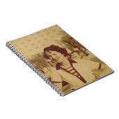 Carnet Femme s'asseyant dehors (Côté Droit)