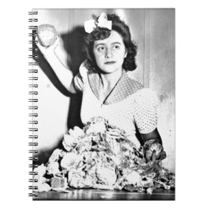 Carnet Femmes de 2ÈME GUERRE MONDIALE sur l'effort de
