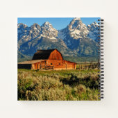 Carnet Fermes | Barne ombragée par les montagnes enneigée (Dos)