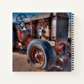 Carnet Fermes | Tracteur d'antiquité rouillé (Dos)