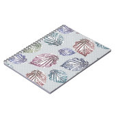 Carnet Feuilles d'open work sur un arrière - plan gris cl (Côté gauche)