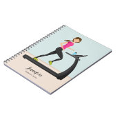 Carnet Fille Courant Sur Un Tapis De Lecture Fitness (Côté gauche)