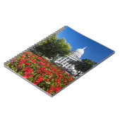Carnet Fleurs devant le bâtiment du Capitole d'État (Côté gauche)