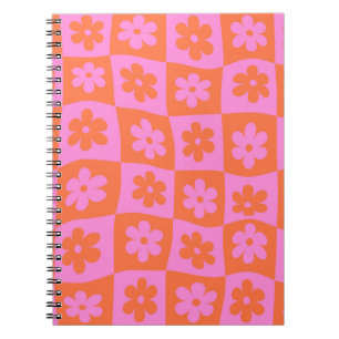 Carnet Fleurs Roses et Orange Rétro Déformées à Carreaux