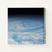 Carnet Formation De Nuages Circulaires Sur L'Océan Pacifi (Dos)