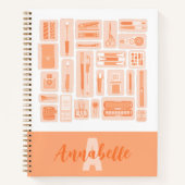 Carnet Fournitures d'art lunaire Orange Motif Monogramme (Devant)