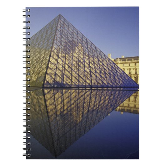 Carnet FRANCE, Réflexion de Paris, Pyramide. Le Louvre (Devant)