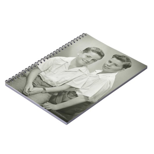 Carnet Frères dans le studio (Côté gauche)