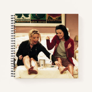Carnet FRIENDS™   Phoebe & Monica se font épiler les jamb
