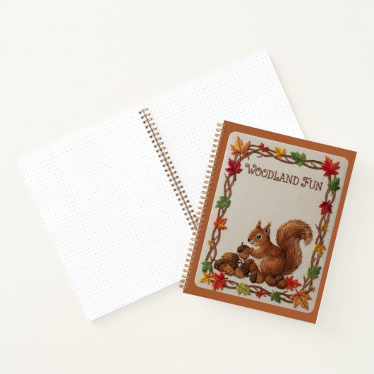 Carnet Fun Embroidered Squirrel & Acorns Fall Foliage (Intérieur)
