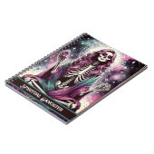 Carnet Gangster Spirituel Sorcière Squelette Violet Mysti (Côté gauche)