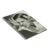 Carnet Garçon faisant le visage (Côté Droit)