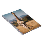 CARNET GIRAFFE ENTOURÉ DE GRASS BROWN (Côté Droit)