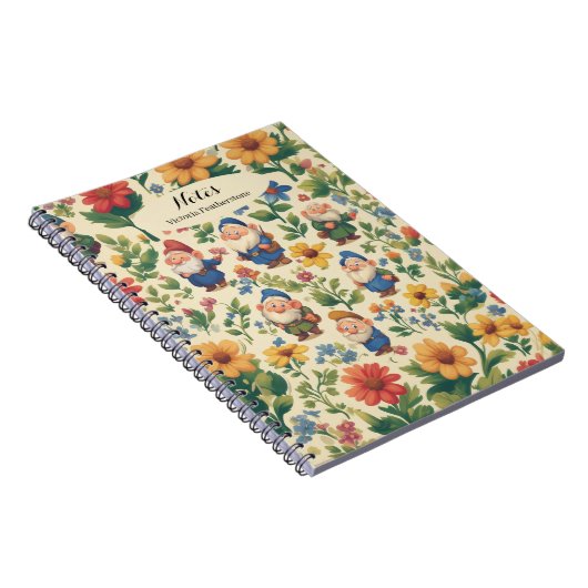 Carnet Gnome a flower motif design (Côté Droit)