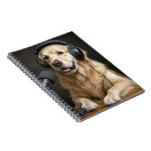 Carnet Golden Retriever Hébergeant un Podcast (Côté Droit)